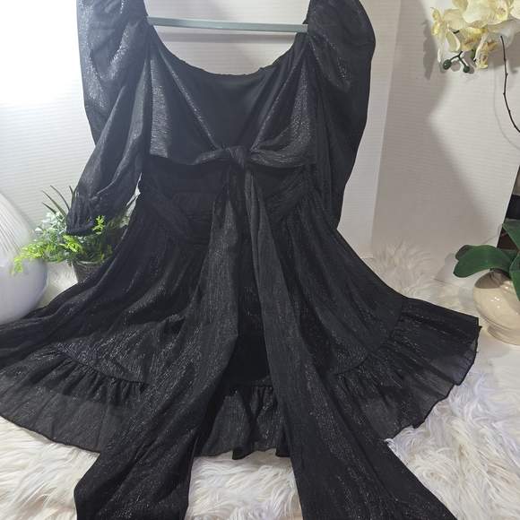 "Lucy in the Sky" Shimmering Silver Black Mini Dress, Size L - Picture 3 of 8